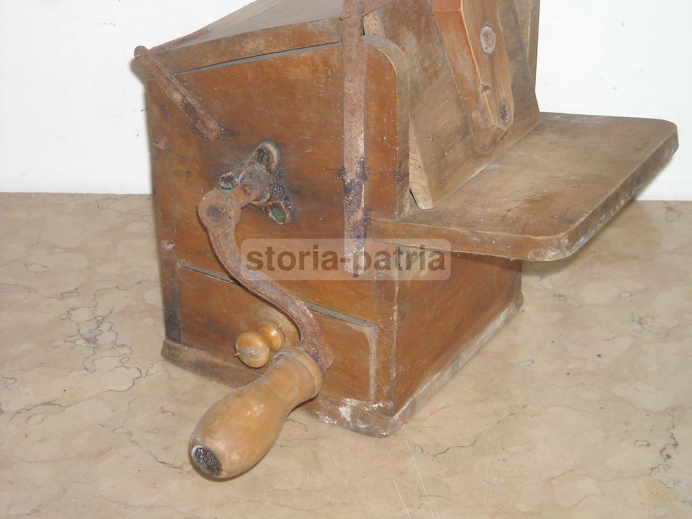 Grattugia Antica Cantoni In Legno, Primi '900