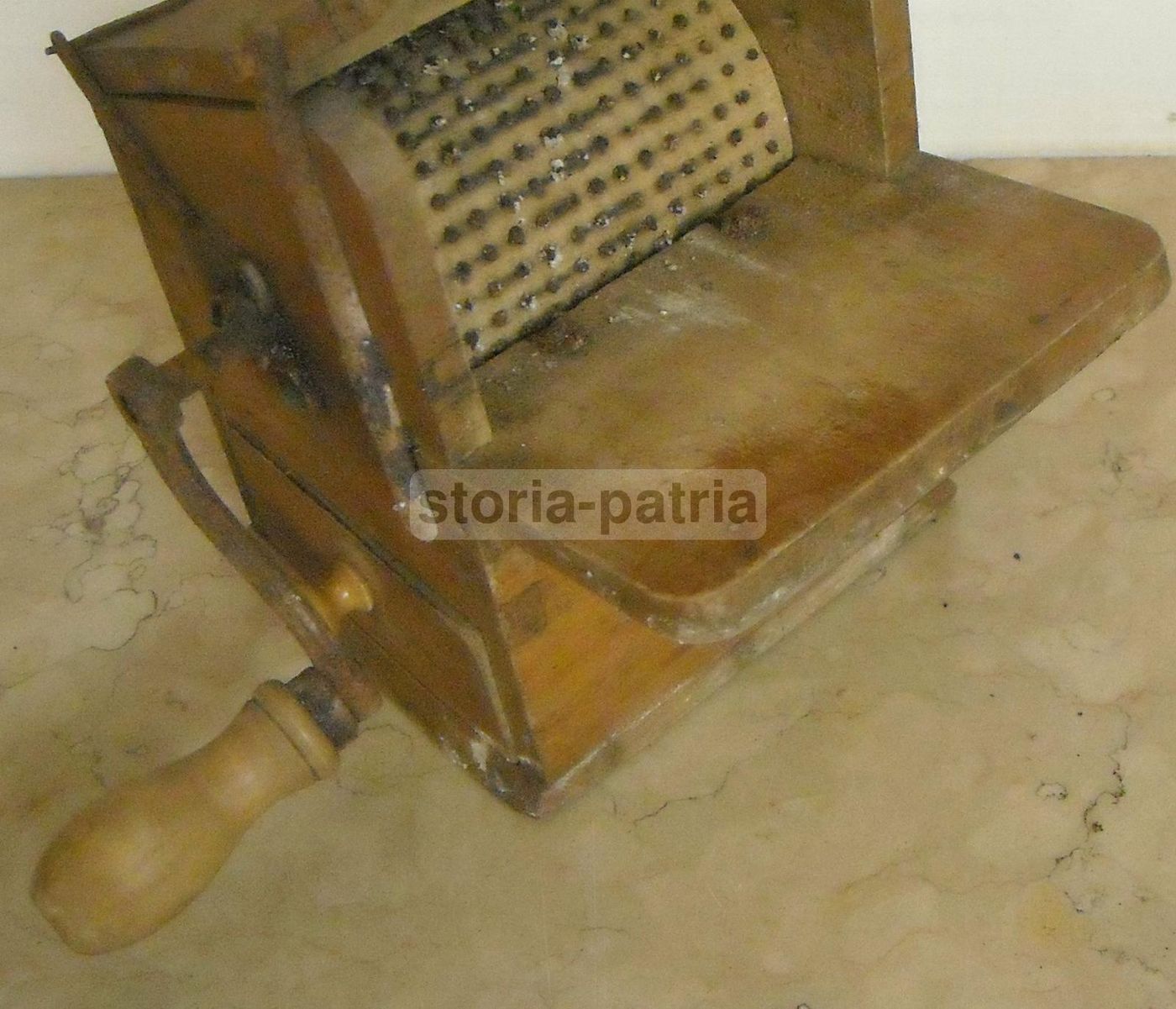 Grattugia Antica Cantoni In Legno, Primi '900