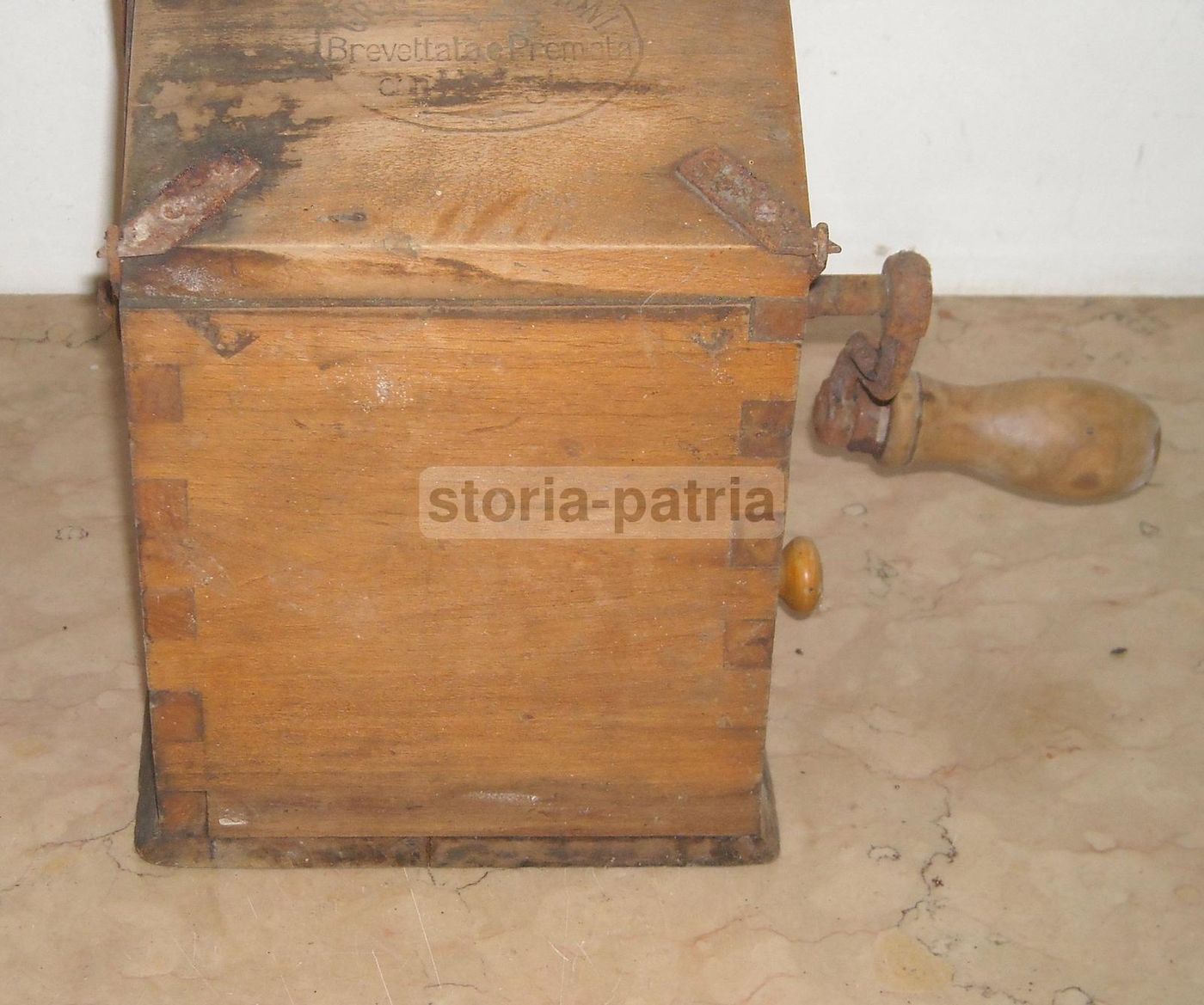 Grattugia Antica Cantoni In Legno, Primi '900