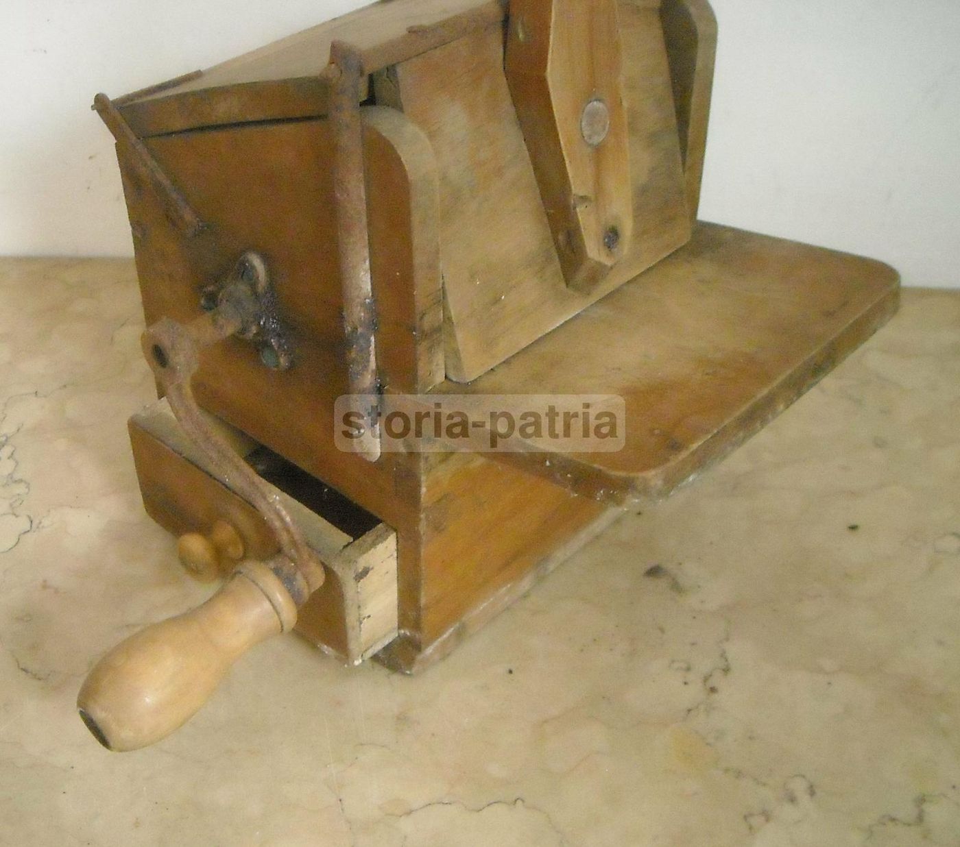 Grattugia Antica Cantoni In Legno, Primi '900