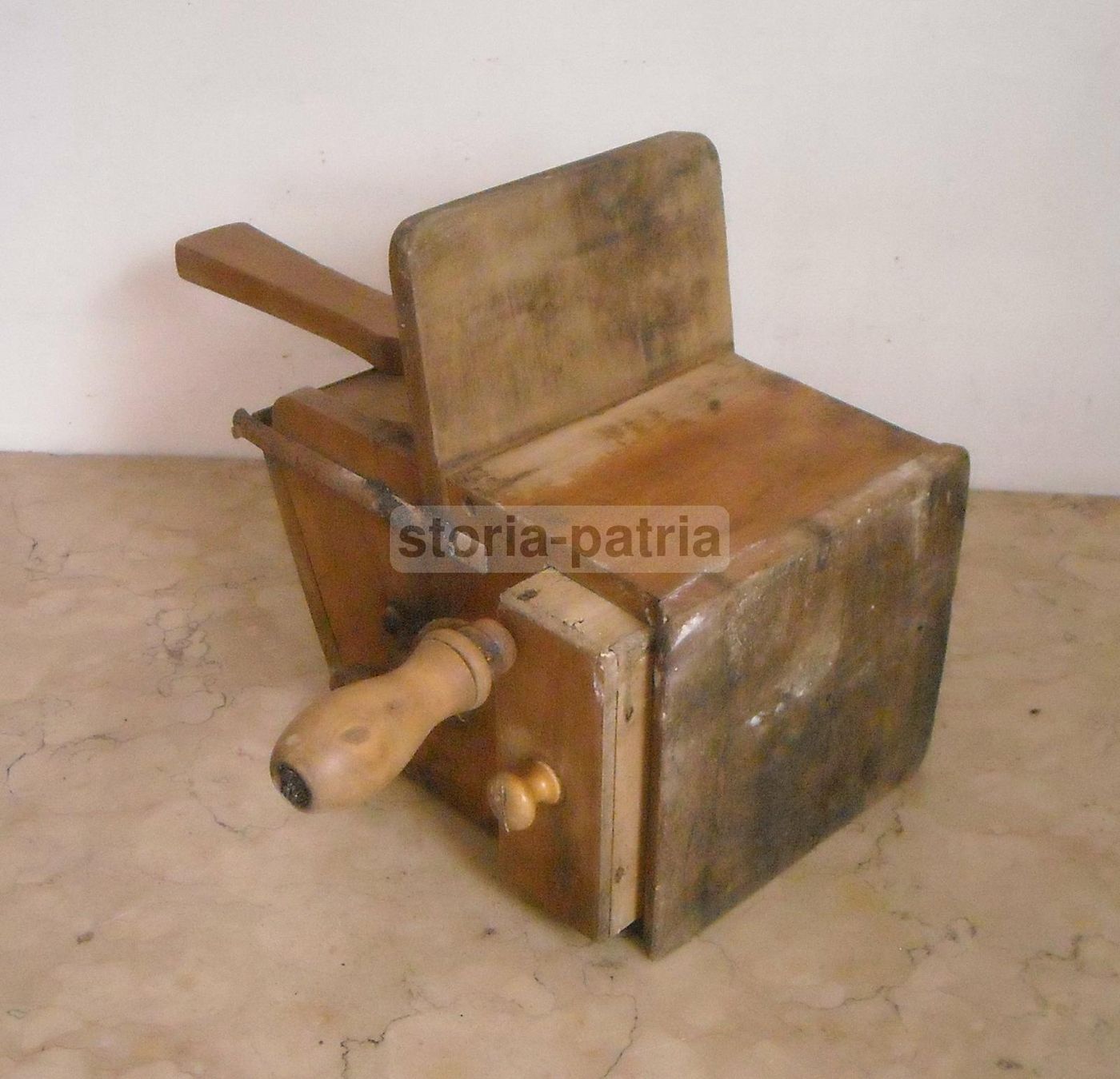 Grattugia Antica Cantoni In Legno, Primi '900