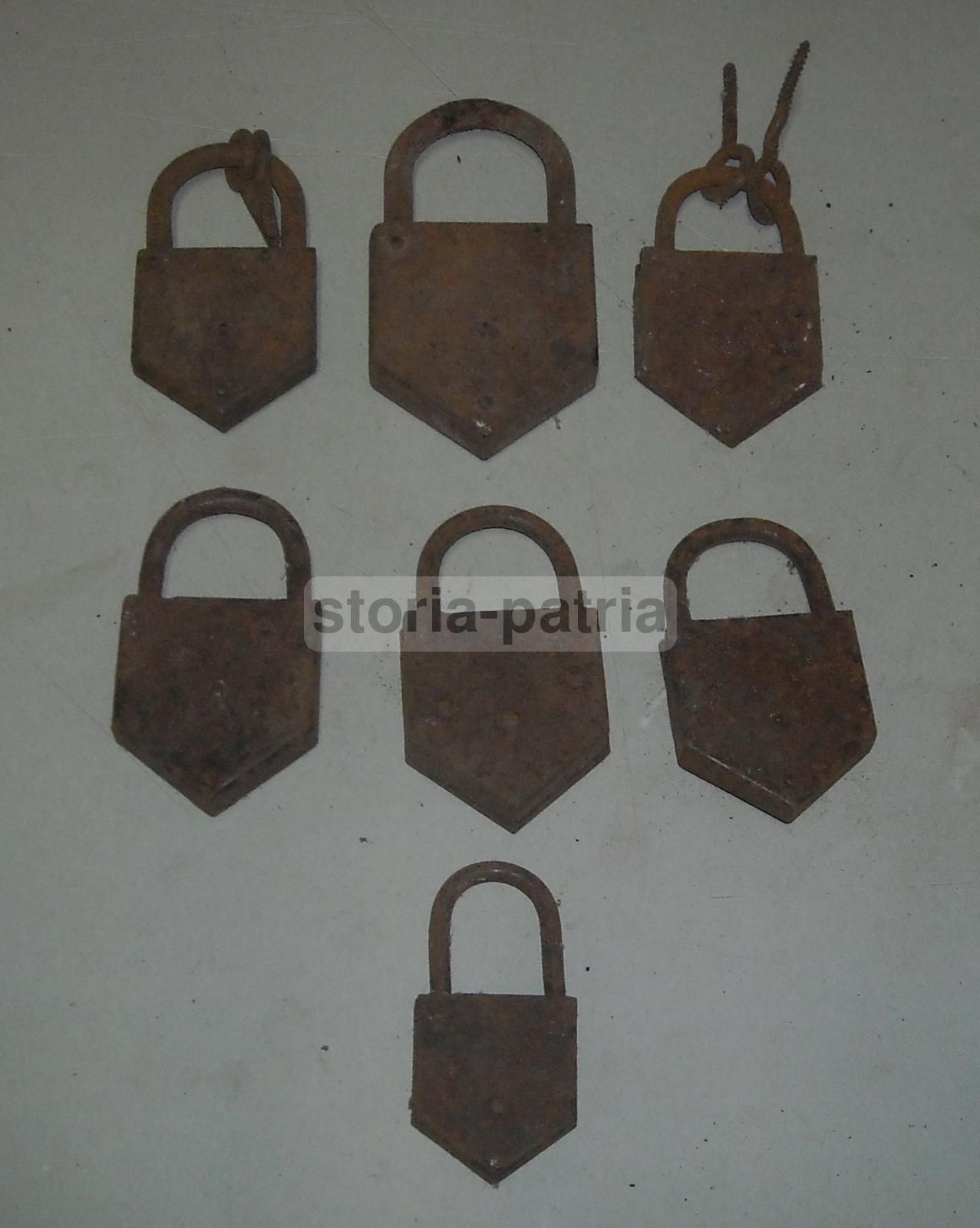 7 Lucchetti Antichi In Ferro, Fine '800   Inizio '900