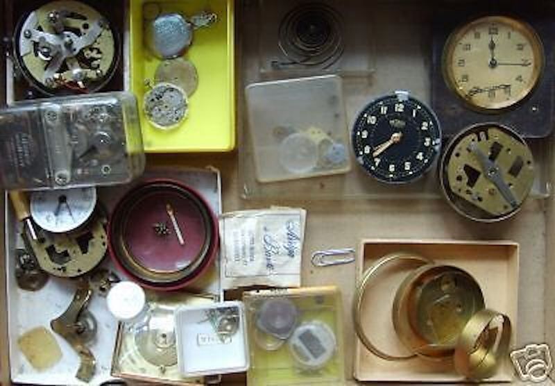 Ricambi Vintage Per Orologeria: Ingranaggi E Accessori d'Epoca