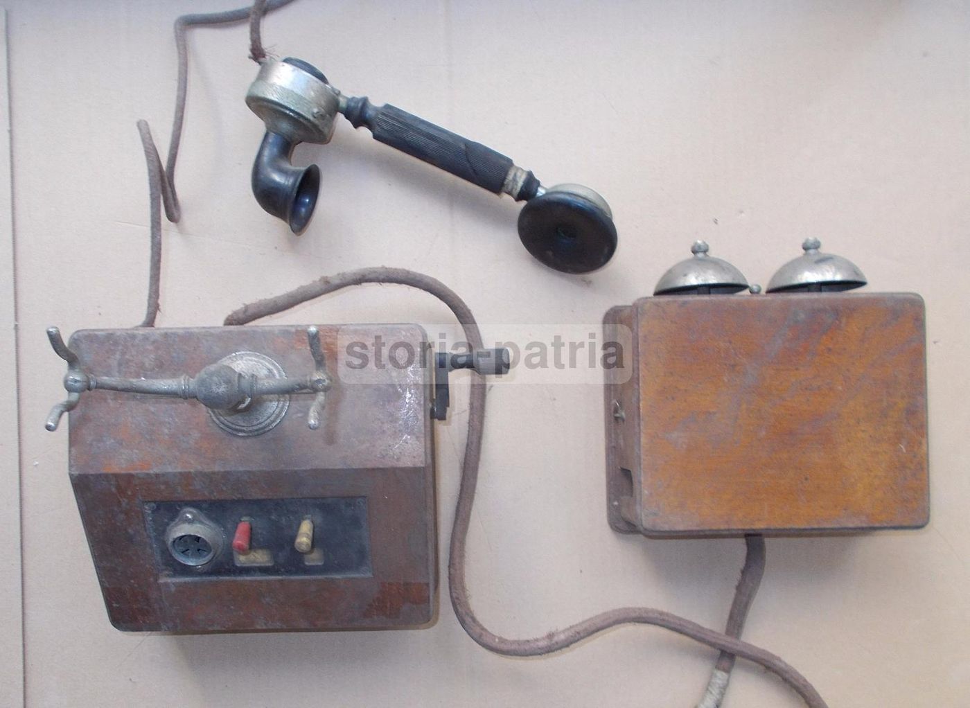 Antico Telefono Con Suonerie, Fine '800   Inizio '900