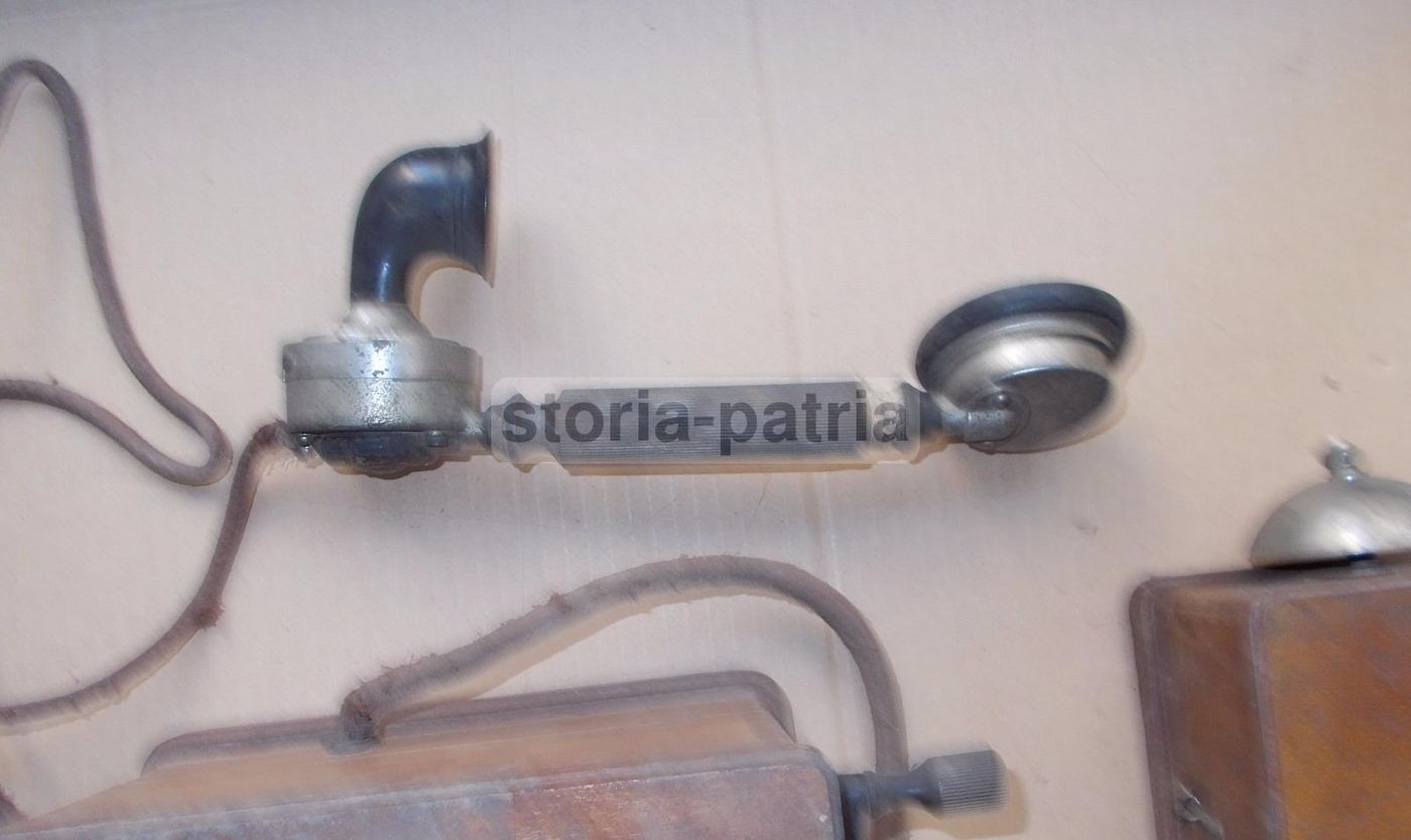 Antico Telefono Con Suonerie, Fine '800   Inizio '900