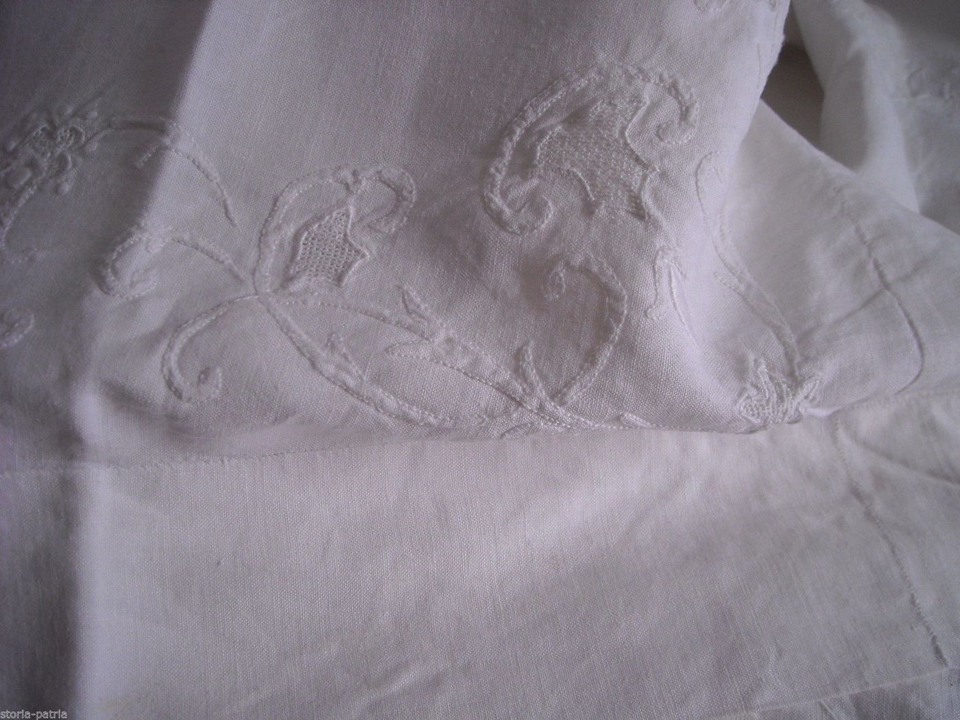 Lenzuolo Matrimoniale Antico In Lino Ricamato A Mano, 1900 1950