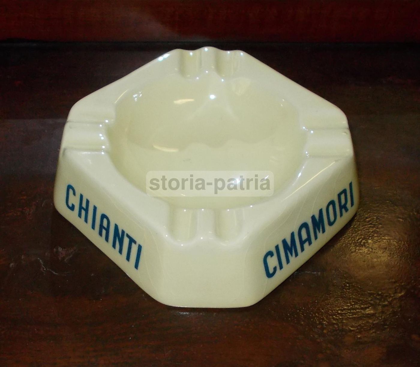 Posacenere Pubblicitario Chianti Cimamori, Ceramica Laar Bologna