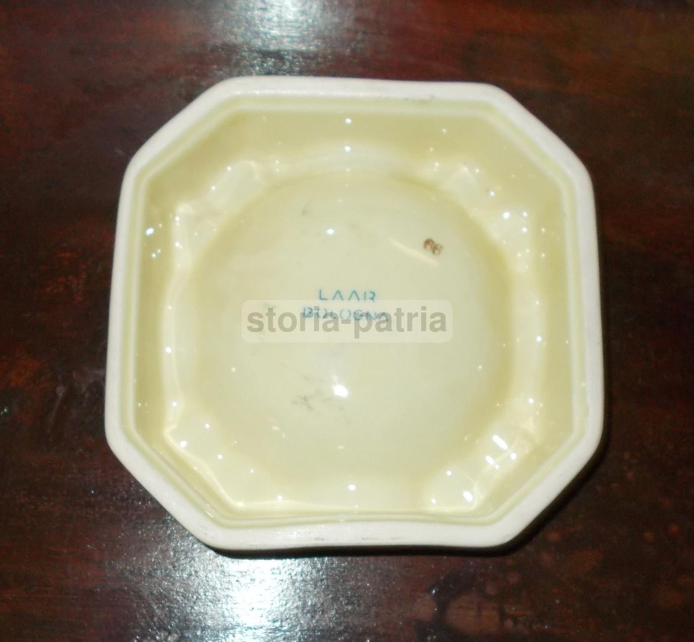 Posacenere Pubblicitario Chianti Cimamori, Ceramica Laar Bologna