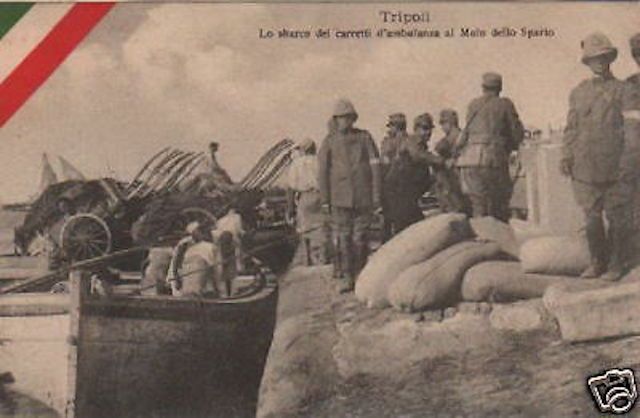 Cartolina Tripoli: Sbarco Dei Carretti Ambulanza Al Molo Dello Sparto, 1911