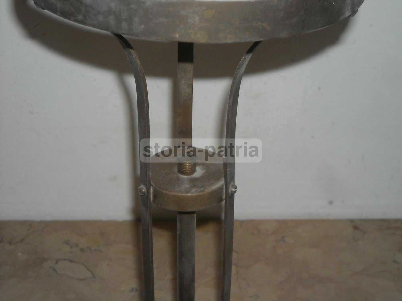 Base Per Lampada Liberty In Ottone, Primi '900