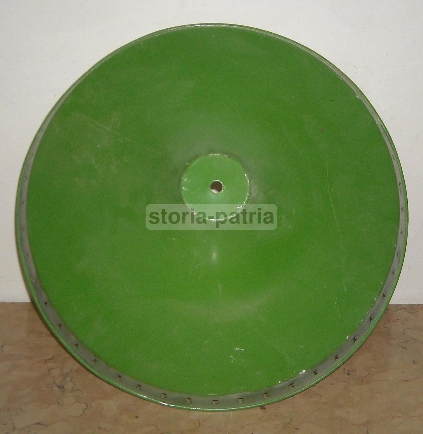 Coppa Per Lampada Vintage In Latta Laccata Verde Anni '30 '60