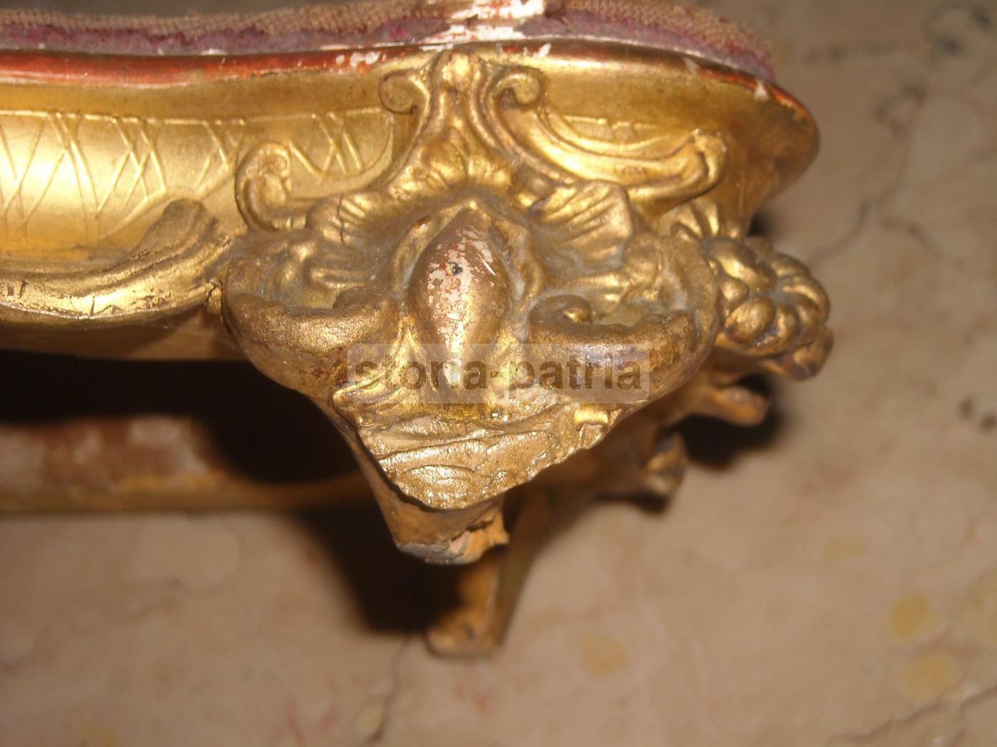 Base Antica In Legno Dorato Per Orologi E Sculture, XIX Secolo