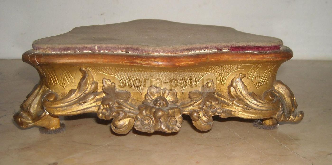 Base Dorata Ottocentesca Per Sculture E Porcellane Cm 20x7