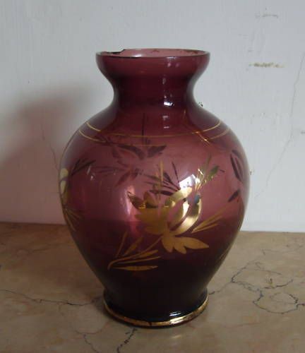Bottiglia In Vetro Colorato Con Decori Dorati Floreali, Murano, Prima Metà Del '900