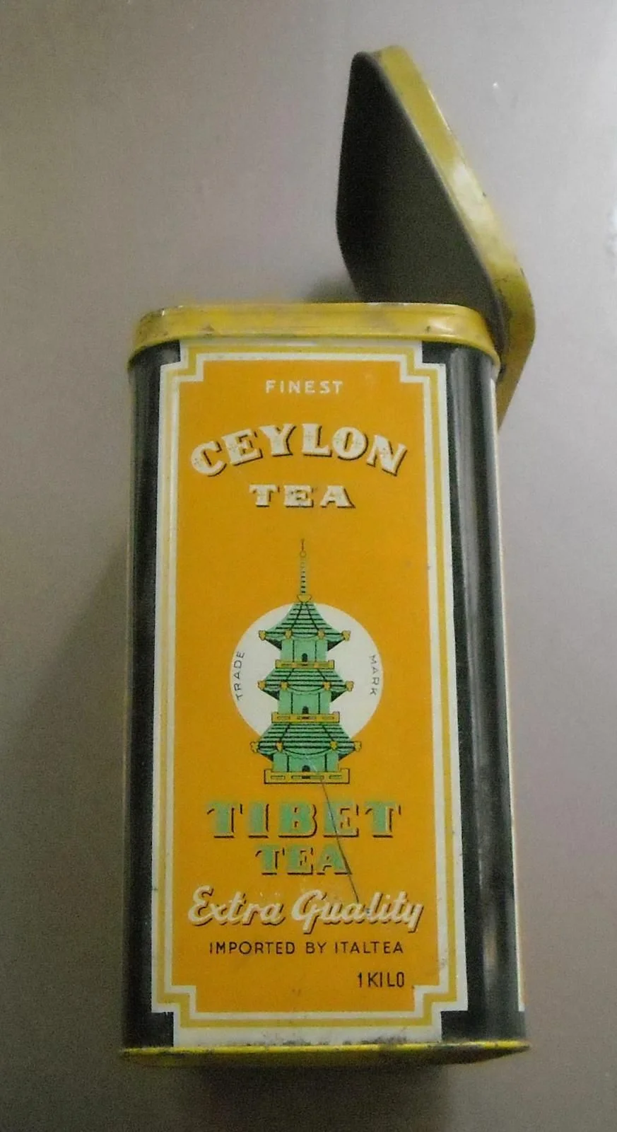 Vintage Advertising Box, Ceylon Tea Italtea Milan, 1930s-1960s